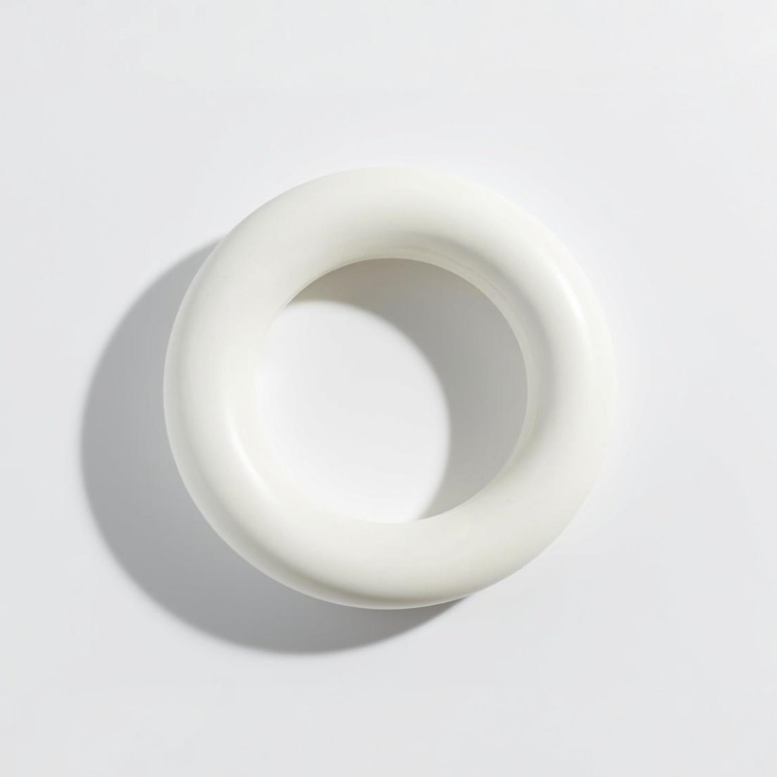 Orbit porcelain pet urn product shot